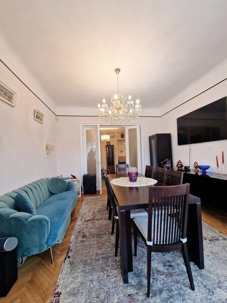 Mantuleasca, Calarasilor, Coposu, apartament 3 camere, centrala termica
