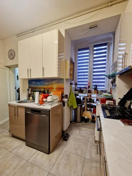 Mantuleasca, Calarasilor, Coposu, apartament 3 camere, centrala termica